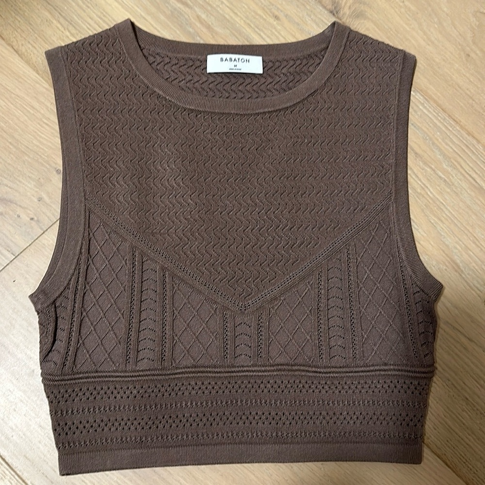Babaton Vest in size M